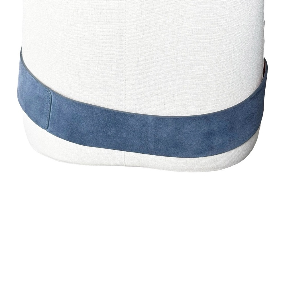 Carlisle blue suede finished leather hip belt curved with a gunmetal buckle |M - Picture 5 of 16